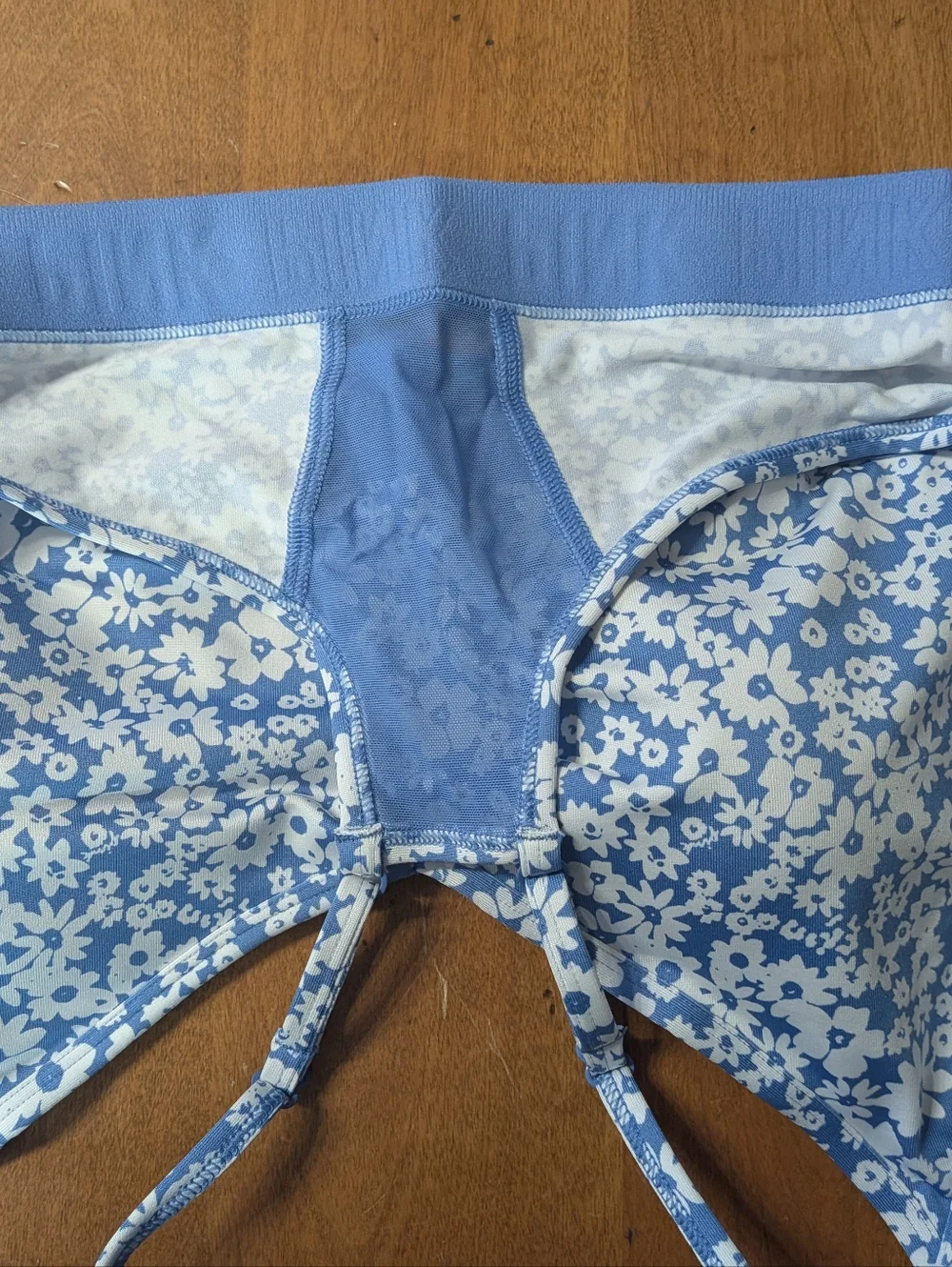 PINK Victoria's Secret Blue Floral Wireless Bralette - Picture 5 of 6